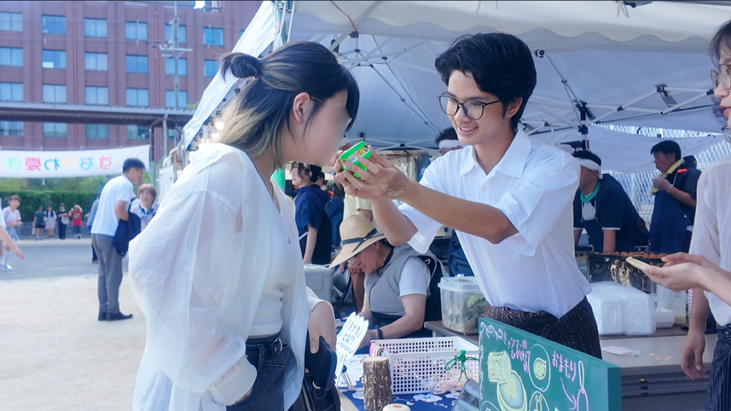 自然な日本語に触れる